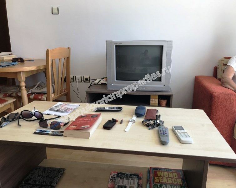 Двухкомнатная меблированная квартира на продажу в курорте Солнечный Берег