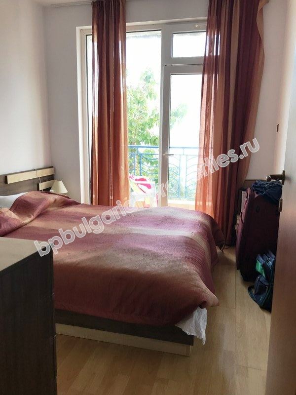 Двухкомнатная меблированная квартира на продажу в курорте Солнечный Берег