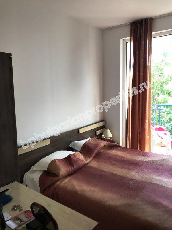 Двухкомнатная меблированная квартира на продажу в курорте Солнечный Берег