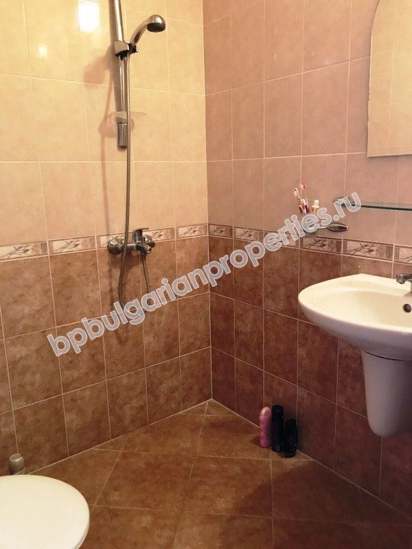 Двухкомнатная меблированная квартира на продажу в курорте Солнечный Берег