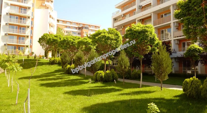 Меблированная двухспальная квартира с видом на море в курорте Святой Влас Меблированная двухспальная квартира с видом на море в курорте Святой Влас