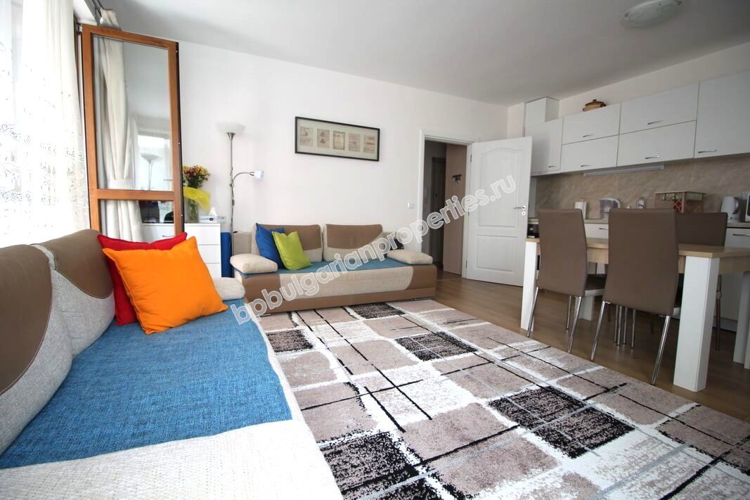 Меблированная двухкомнатная квартира на продажу в курорте Солнечный Берег