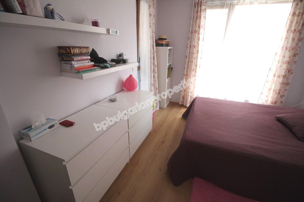 Меблированная двухкомнатная квартира на продажу в курорте Солнечный Берег