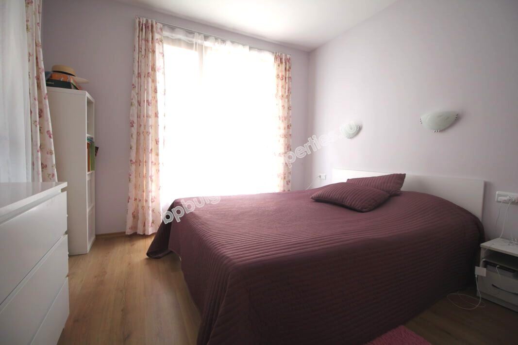 Меблированная двухкомнатная квартира на продажу в курорте Солнечный Берег