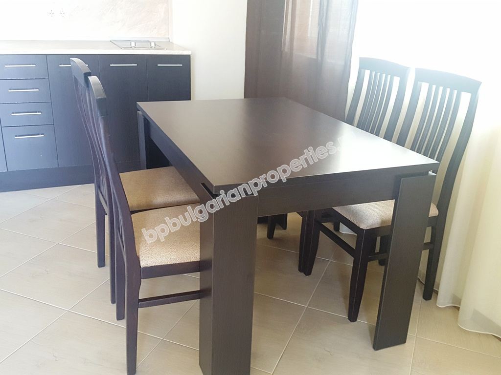 Меблированная двухкомнатная квартира на продажу в курорте Солнечный Берег