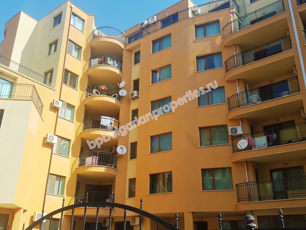 Меблированная двухкомнатная квартира на продажу в курорте Солнечный Берег