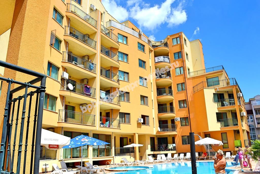 Меблированная двухкомнатная квартира на продажу в курорте Солнечный Берег