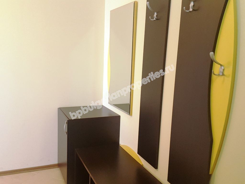 Меблированная двухкомнатная квартира на продажу в курорте Солнечный Берег