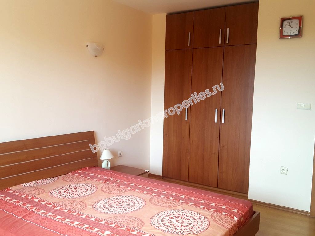 Меблированная двухкомнатная квартира на продажу близко к морю в курорте Солнечный Берег