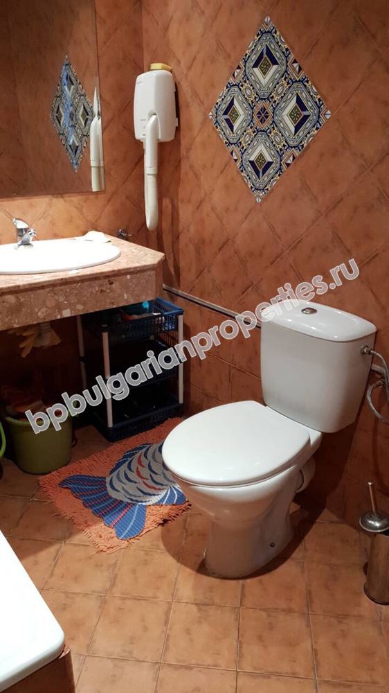 Двухкомнатная меблированная квартира на продажу в комплексе-люкс на первой линии в Елените Двухкомнатная меблированная квартира на продажу в комплексе-люкс на первой линии в Елените