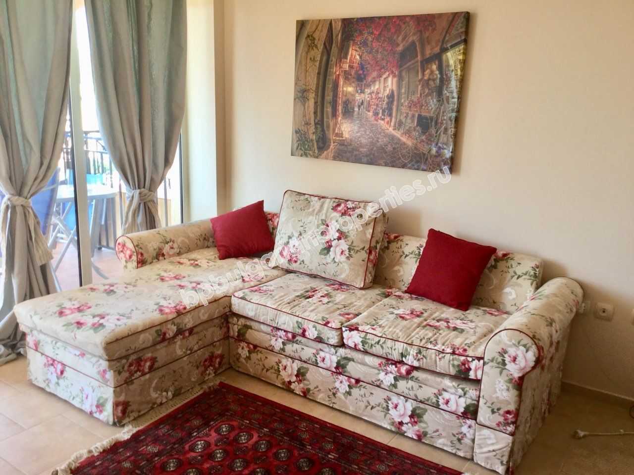 Двухкомнатная меблированная квартира на продажу в комплексе-люкс на первой линии в Елените Двухкомнатная меблированная квартира на продажу в комплексе-люкс на первой линии в Елените