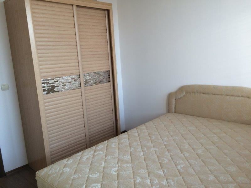 Меблированная квартира с частичным видом на море в комплексе Риф-2