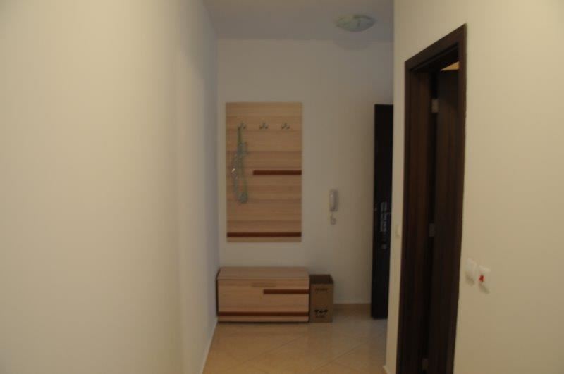 Меблированная квартира с частичным видом на море в комплексе Риф-2