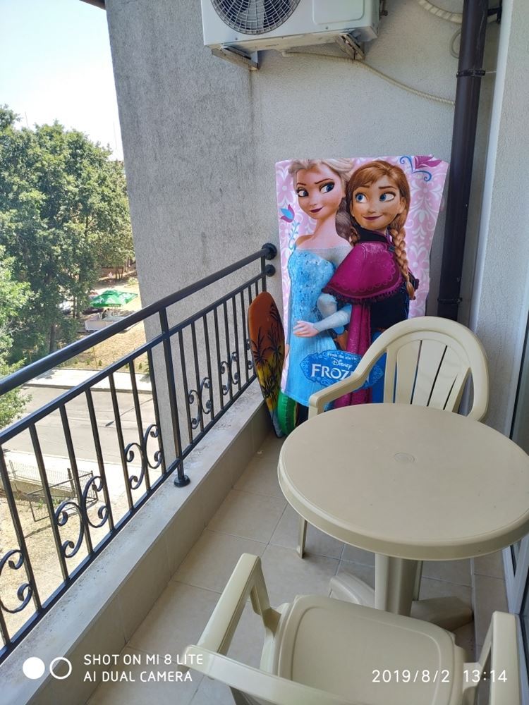 Меблированная квартира-люкс в жилом комплексе в 50 метрах от пляжа в Китене Меблированная квартира-люкс в жилом комплексе в 50 метрах от пляжа в Китене