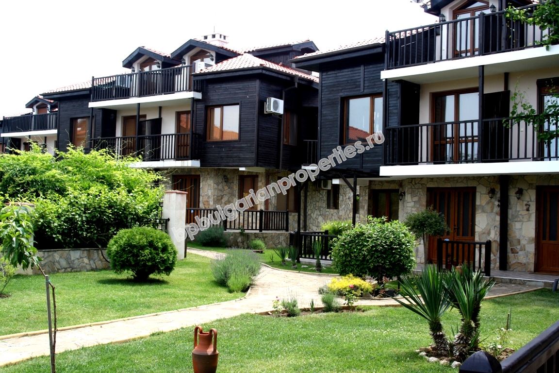 Двуспальные апартаменты с видом на море на первой линии в Созополе Двуспальные апартаменты с видом на море на первой линии в Созополе