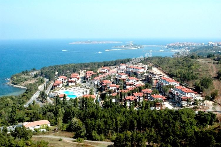 Двуспальные апартаменты с видом на море на первой линии в Созополе Двуспальные апартаменты с видом на море на первой линии в Созополе