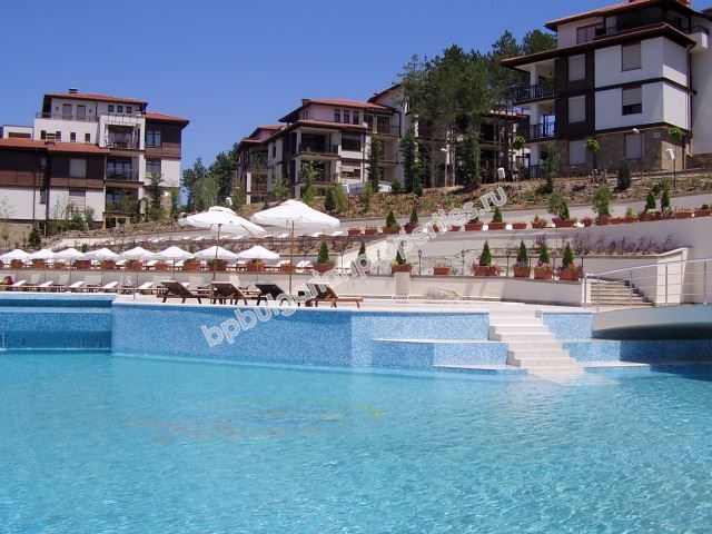 Двуспальные апартаменты с видом на море на первой линии в Созополе Двуспальные апартаменты с видом на море на первой линии в Созополе