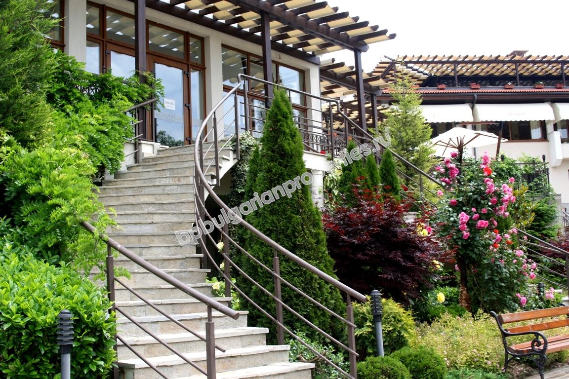 Двуспальные апартаменты с видом на море на первой линии в Созополе Двуспальные апартаменты с видом на море на первой линии в Созополе