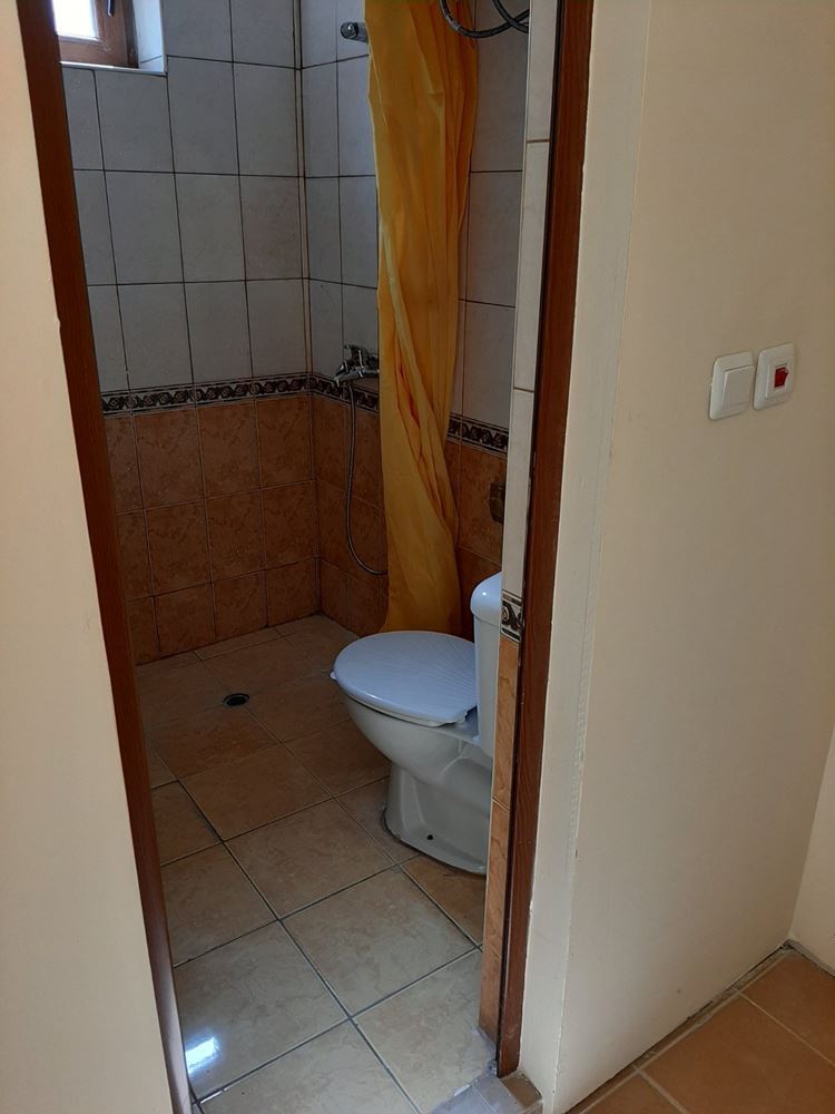 Дешевая меблированная студия в центральной части Солнечного Берега Дешевая меблированная студия в центральной части Солнечного Берега