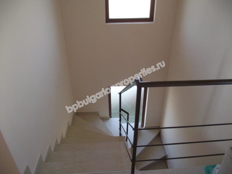 Двухэтажный дом в черте города Бургаса Двухэтажный дом в черте города Бургаса