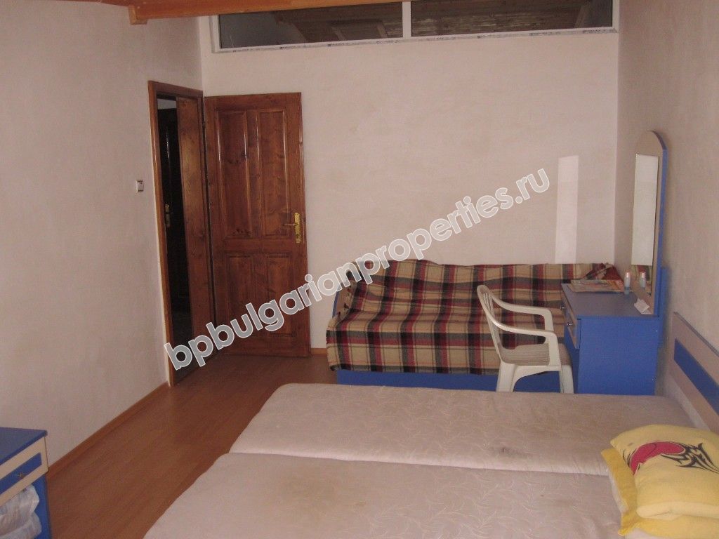 Двукомнатная меблированная квартира на продажу в курорте Святой Влас Двукомнатная меблированная квартира на продажу в курорте Святой Влас