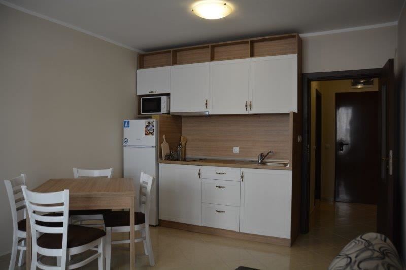 Люксозные односпальные апартаменты на продажу в курорте Равда Люксозные односпальные апартаменты на продажу в курорте Равда