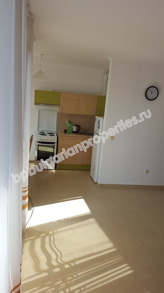 Односпальная квартира близко от моря  в приморском городке Китен