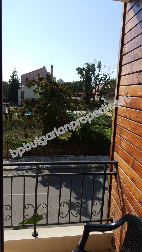 Односпальная квартира близко от моря  в приморском городке Китен