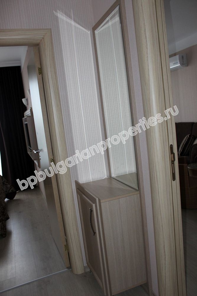 Люксозный односпальный апартамент на продажу в к.к. Солнечный Берег