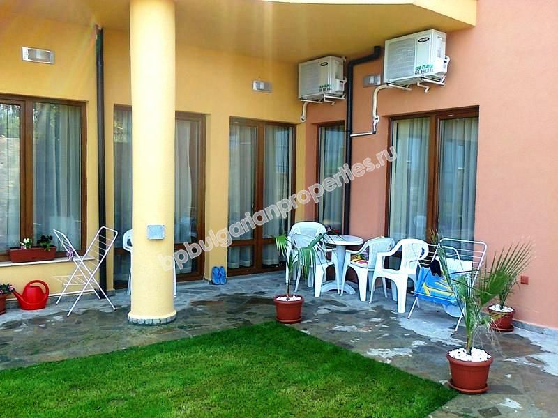 Меблированные квартиры на продажу на первой линии моря в курорте Ахтополь Меблированные квартиры на продажу на первой линии моря в курорте Ахтополь