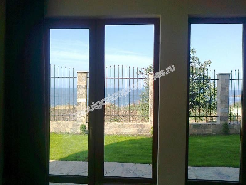 Меблированные квартиры на продажу на первой линии моря в курорте Ахтополь Меблированные квартиры на продажу на первой линии моря в курорте Ахтополь