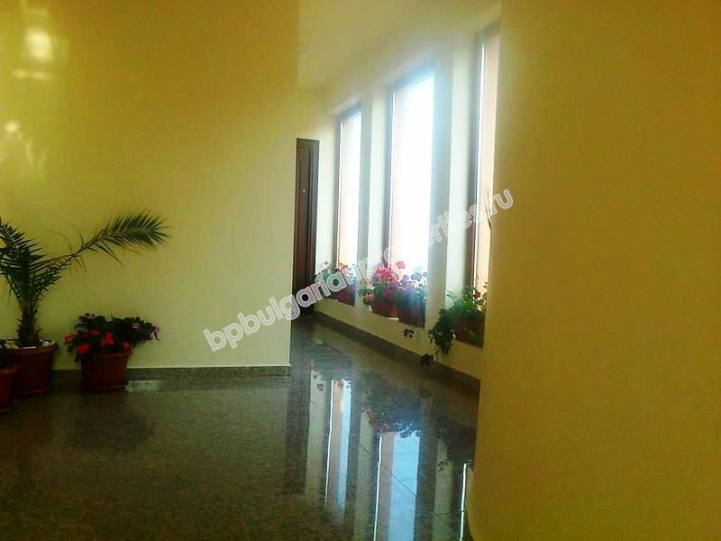 Меблированные квартиры на продажу на первой линии моря в курорте Ахтополь Меблированные квартиры на продажу на первой линии моря в курорте Ахтополь