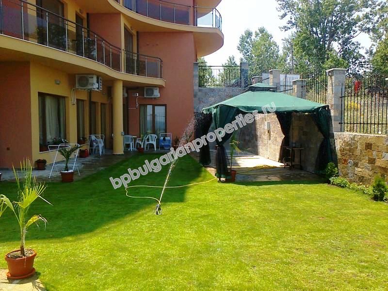 Меблированные квартиры на продажу на первой линии моря в курорте Ахтополь Меблированные квартиры на продажу на первой линии моря в курорте Ахтополь