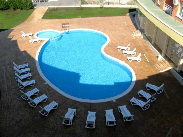 Двухкомнатная квартира на продажу в курорте Солнечный Берег