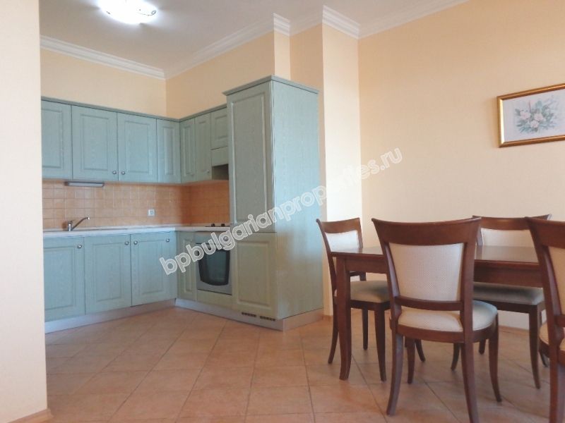 Шикарные квартиры на первой линии моря на продажу в городе Поморие