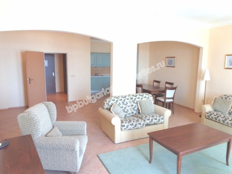 Шикарные квартиры на первой линии моря на продажу в городе Поморие