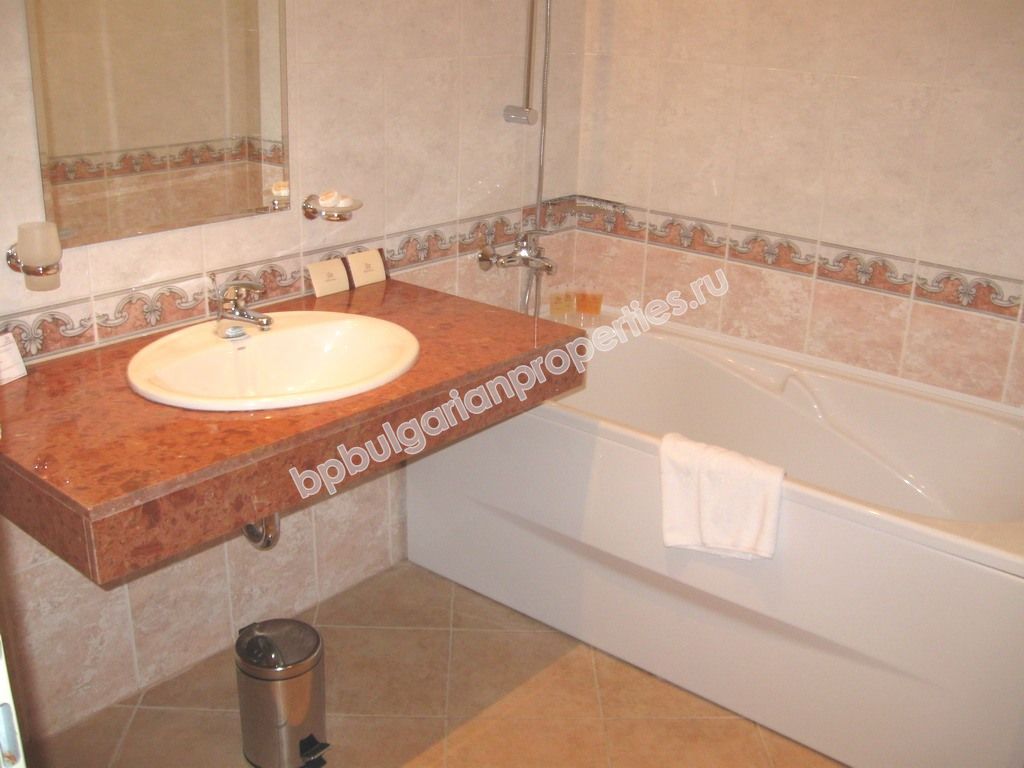 Шикарные квартиры на первой линии моря на продажу в городе Поморие