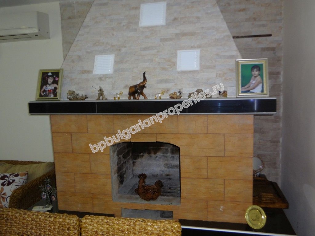 Новый одноэтажный дом на продажу в жилом квартале города Варна