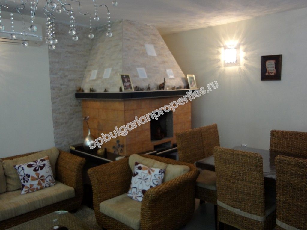 Новый одноэтажный дом на продажу в жилом квартале города Варна