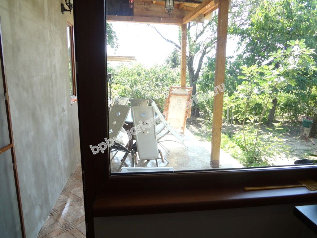 Новый одноэтажный дом на продажу в жилом квартале города Варна