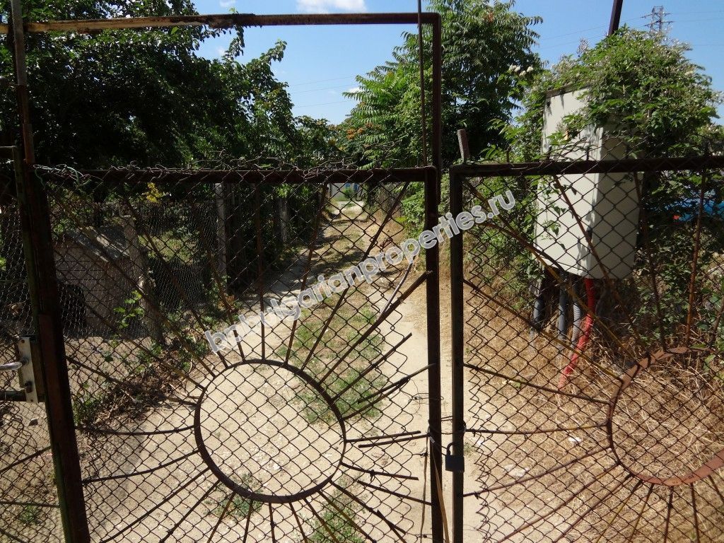 Новый одноэтажный дом на продажу в жилом квартале города Варна