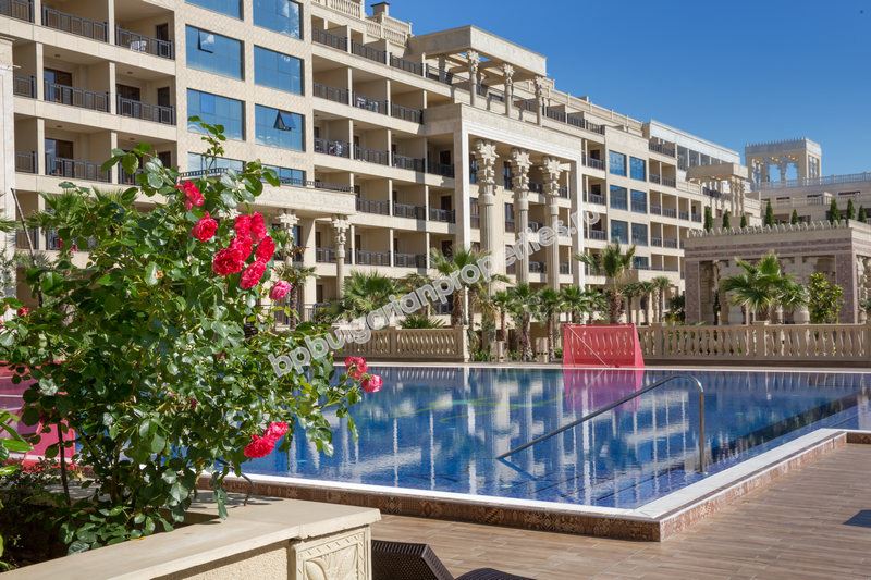 Квартиры класса „люкс” на продажу у пляжа возле курорта Золотые пески