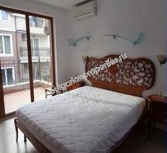 Шикарный двухэтажный дом на продажу вблизи моря в курорте Солнечный Берег