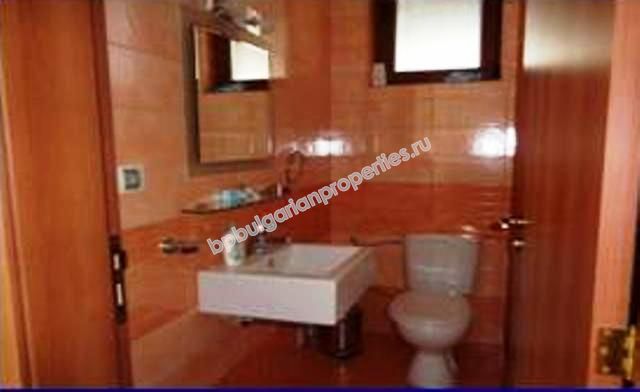 Шикарный двухэтажный дом на продажу вблизи моря в курорте Солнечный Берег