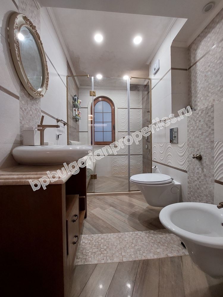 Шикарный коттедж в закрытом комплексе близко от Бургас