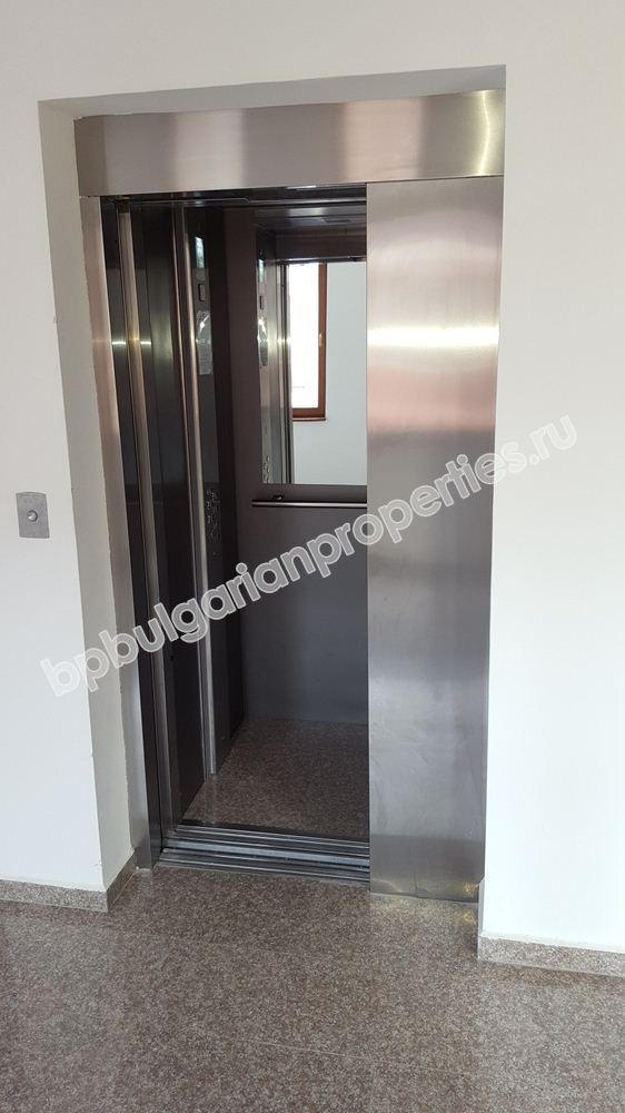 Размещение до 4 человек в двухкомнатном апартаменте. Размещение до 4 человек в двухкомнатном апартаменте.