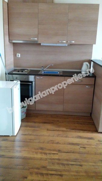 Двухкомнатная меблираванная квартира близко к морю на продажу в курорте Святой Влас