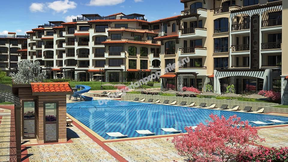 На продажу фешенебельный двухкомнатный апартамент на первой линии моря в курорте Лозенец