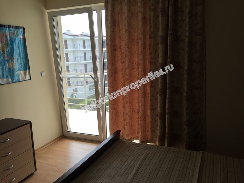 Трехкомнатная меблированная квартира на продажу вблизи моря в курорте Святой Влас Трехкомнатная меблированная квартира на продажу вблизи моря в курорте Святой Влас