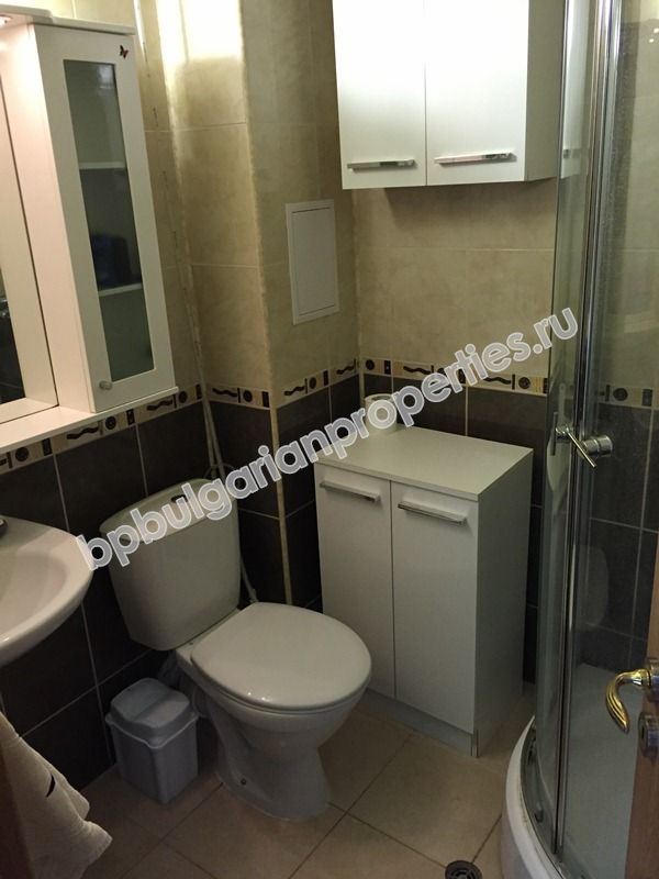 Трехкомнатная меблированная квартира на продажу вблизи моря в курорте Святой Влас Трехкомнатная меблированная квартира на продажу вблизи моря в курорте Святой Влас